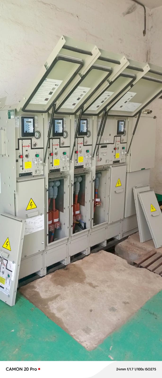 Medium-voltage switchgear commissioning